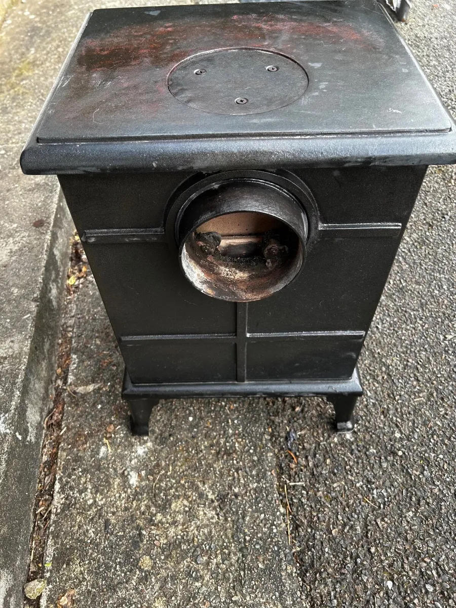 Freestanding stove - Image 2