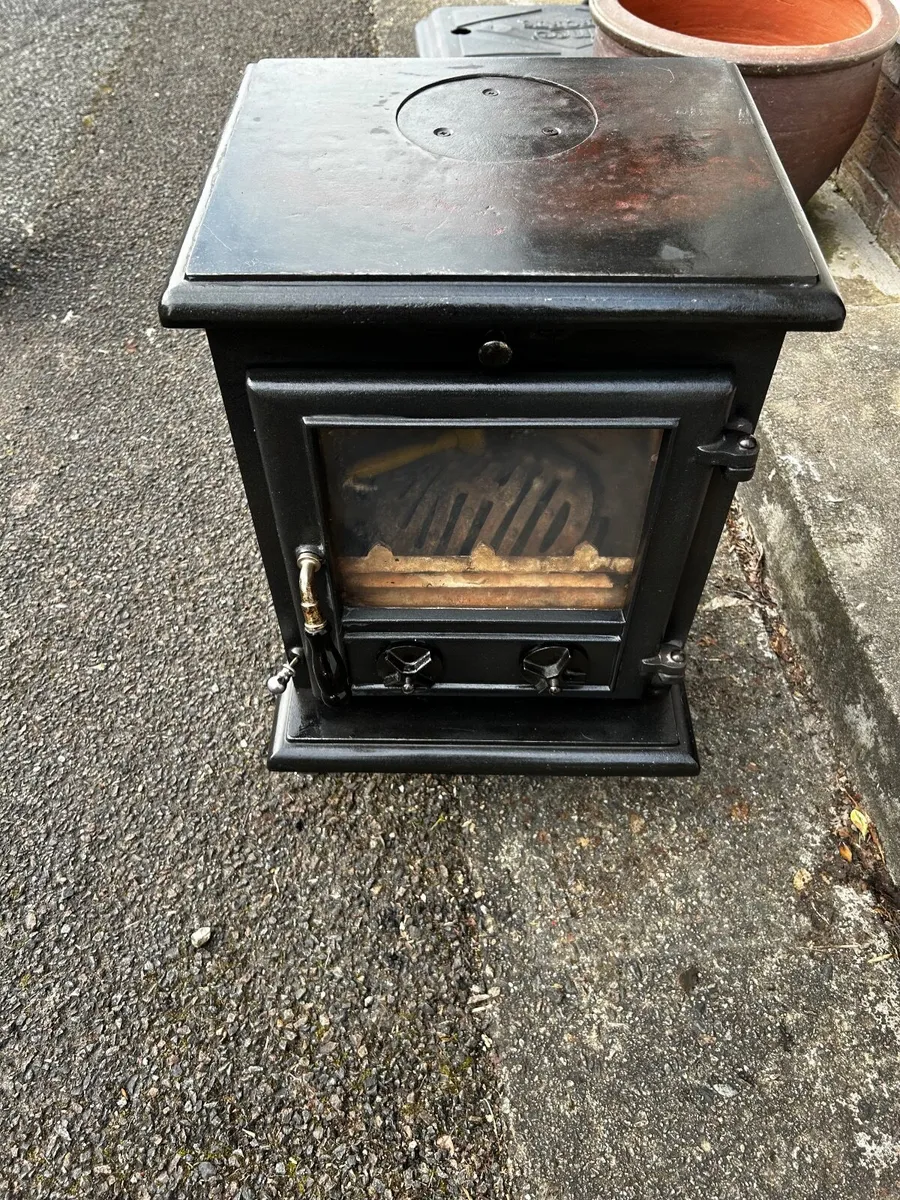 Freestanding stove - Image 3