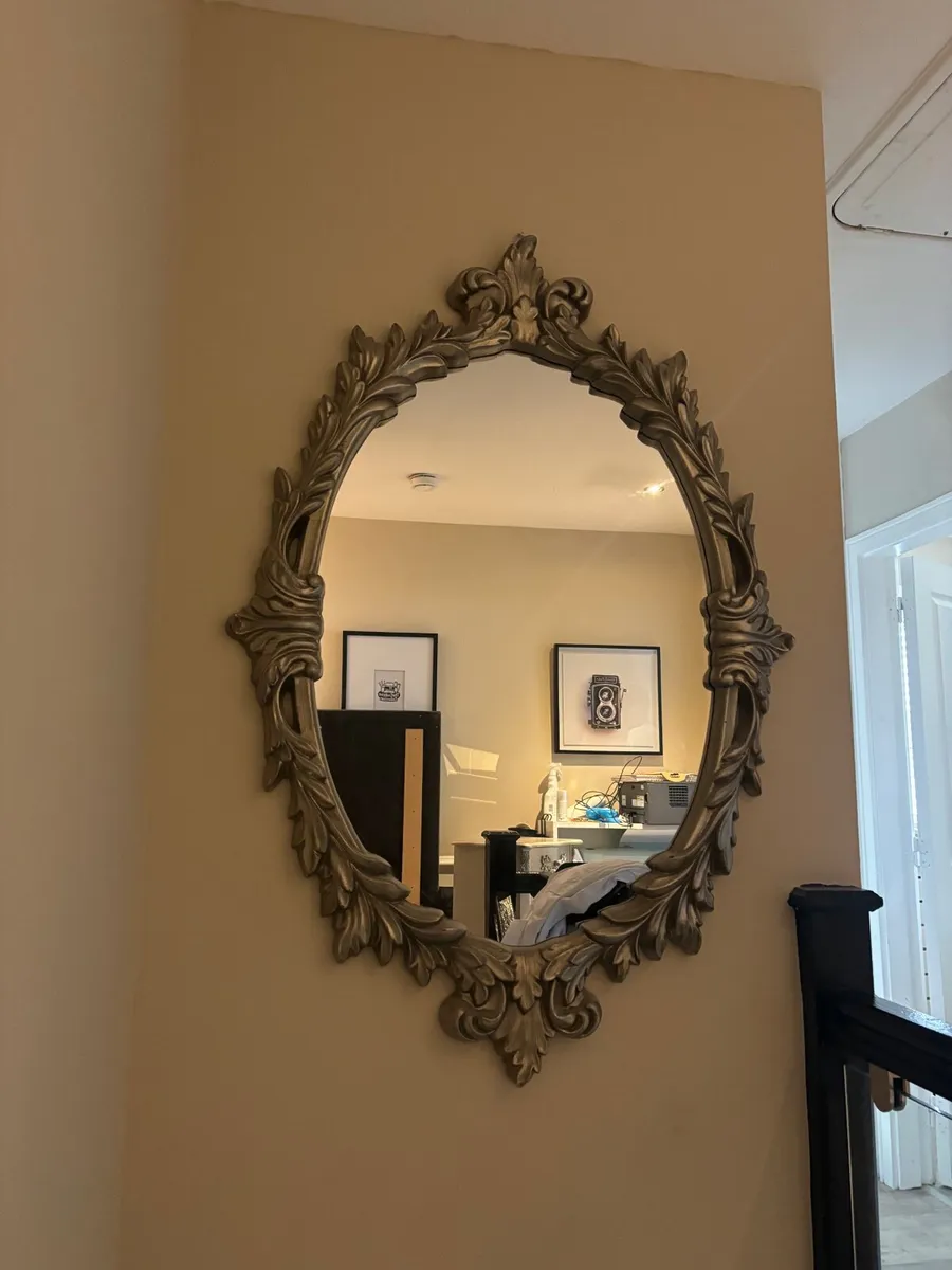 Vintage Antique Style Mirrors X2 - Image 3