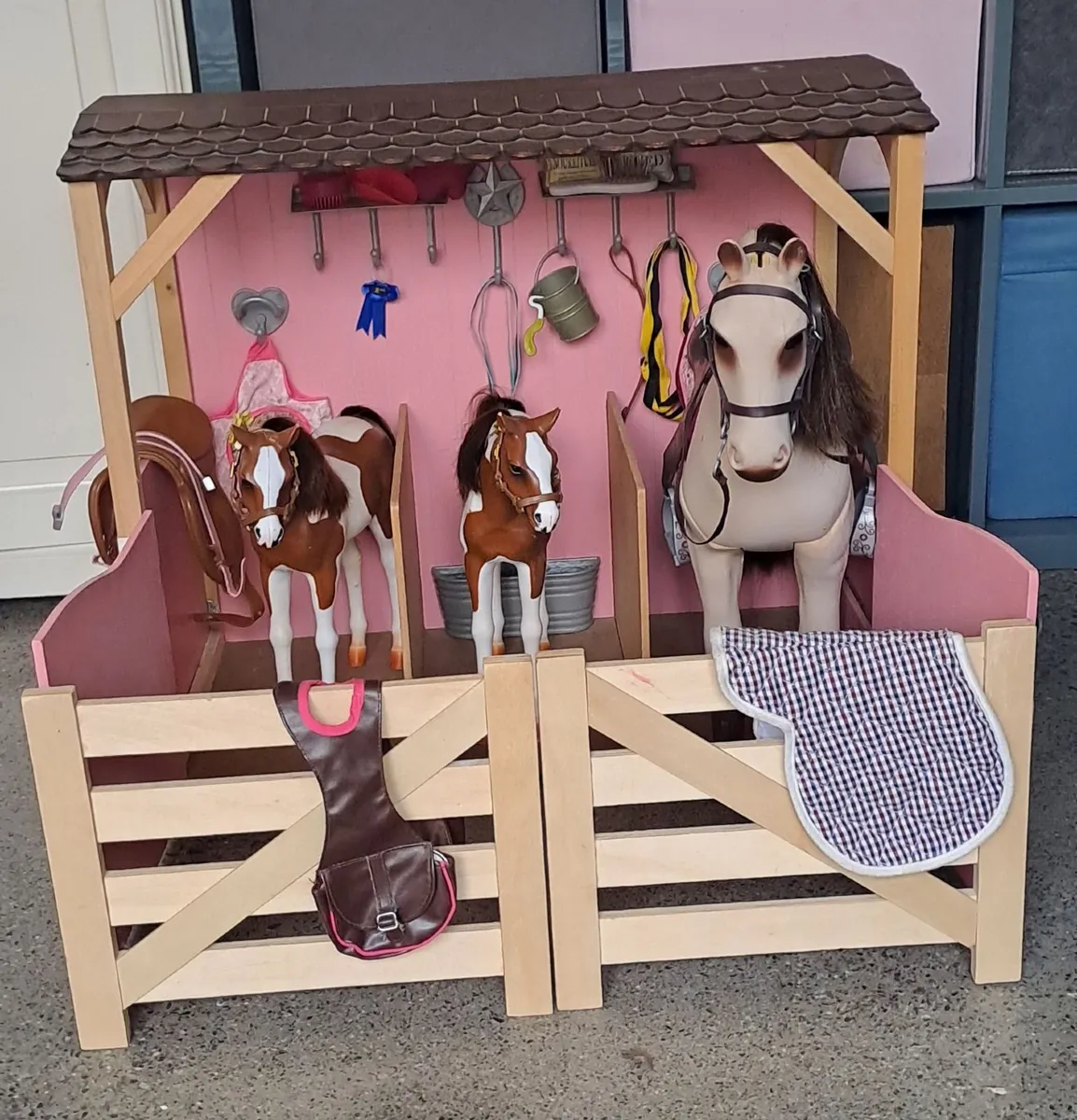 Our Generation Horse Stable - Image 1