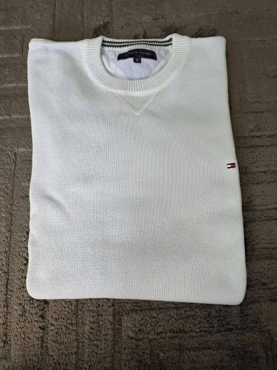 Tommy Hilfiger men's crewneck knit jumper in white - Image 1