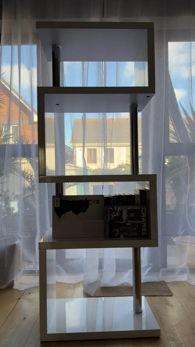 Shelving unit - Image 2