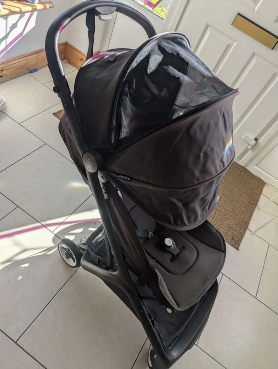 Bugaboo Butterfly Stroller - Image 4