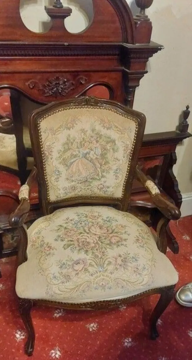 Carver Chair - Image 4