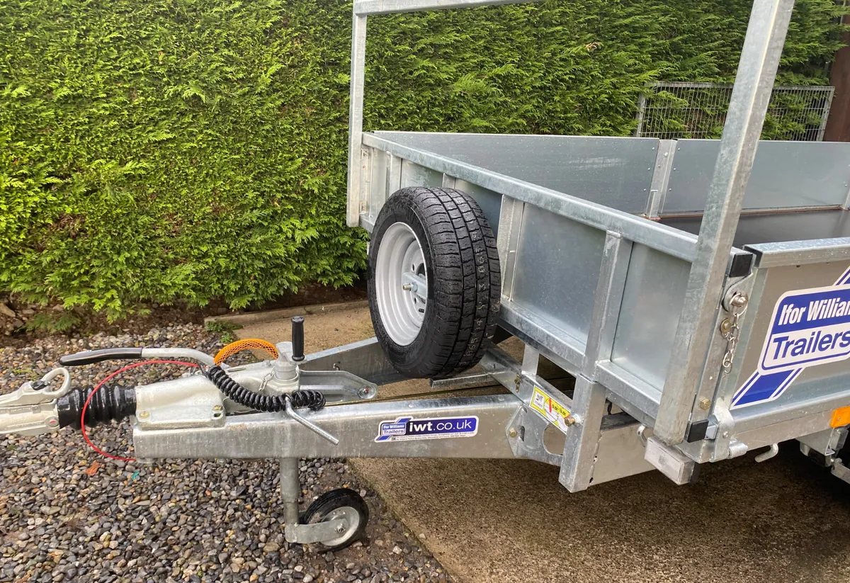 New Ifor Williams 10x5.6 Dropside Trailer - Image 3