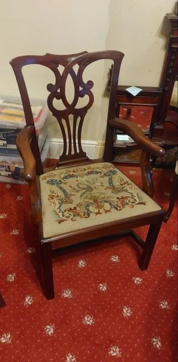 Carver Chair - Image 4