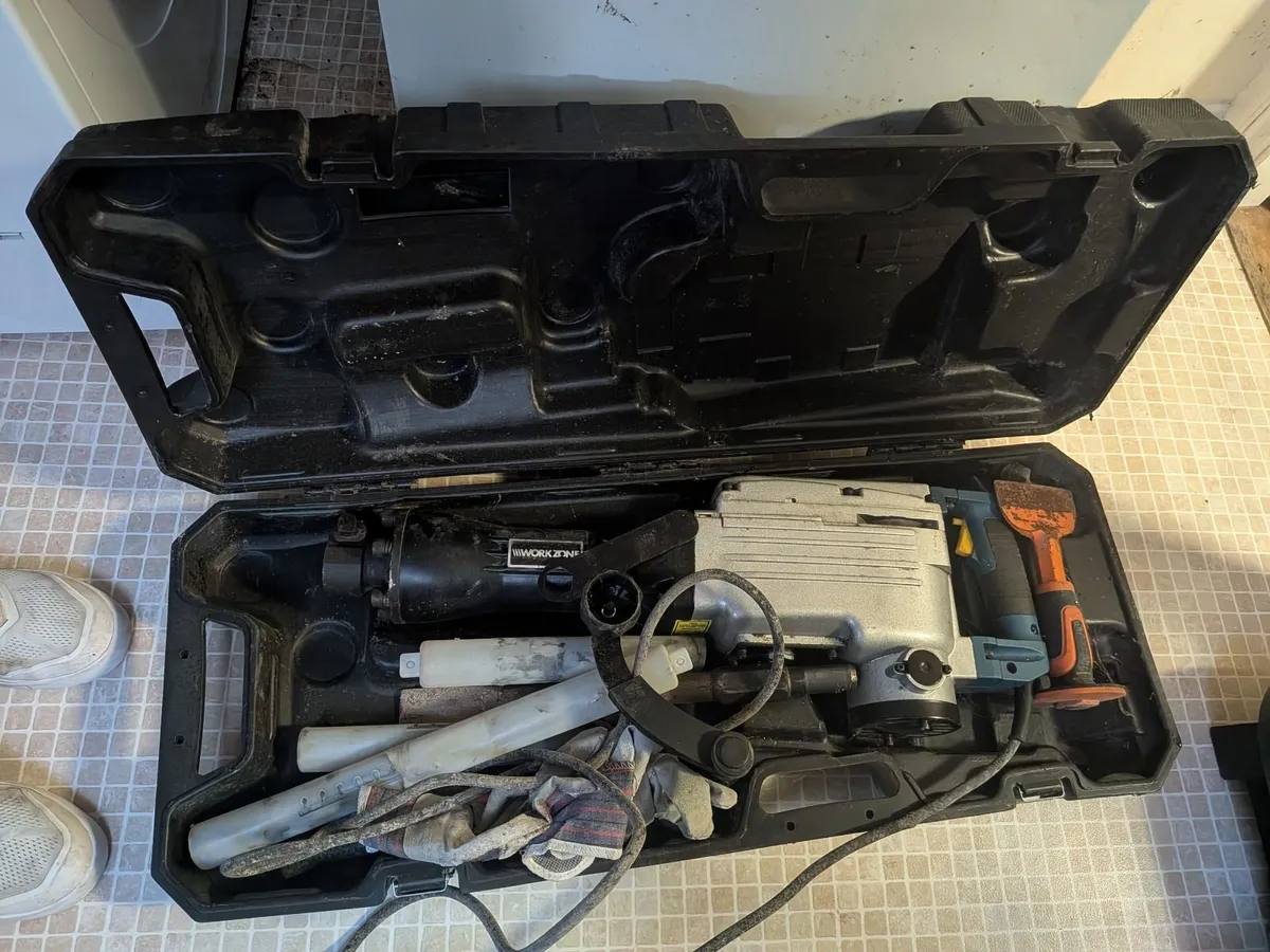 Workzone Demolition Breaker (Heavy Duty Demolition - Image 3