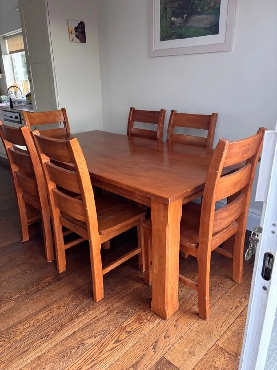 Dining tables and chairs - Image 3