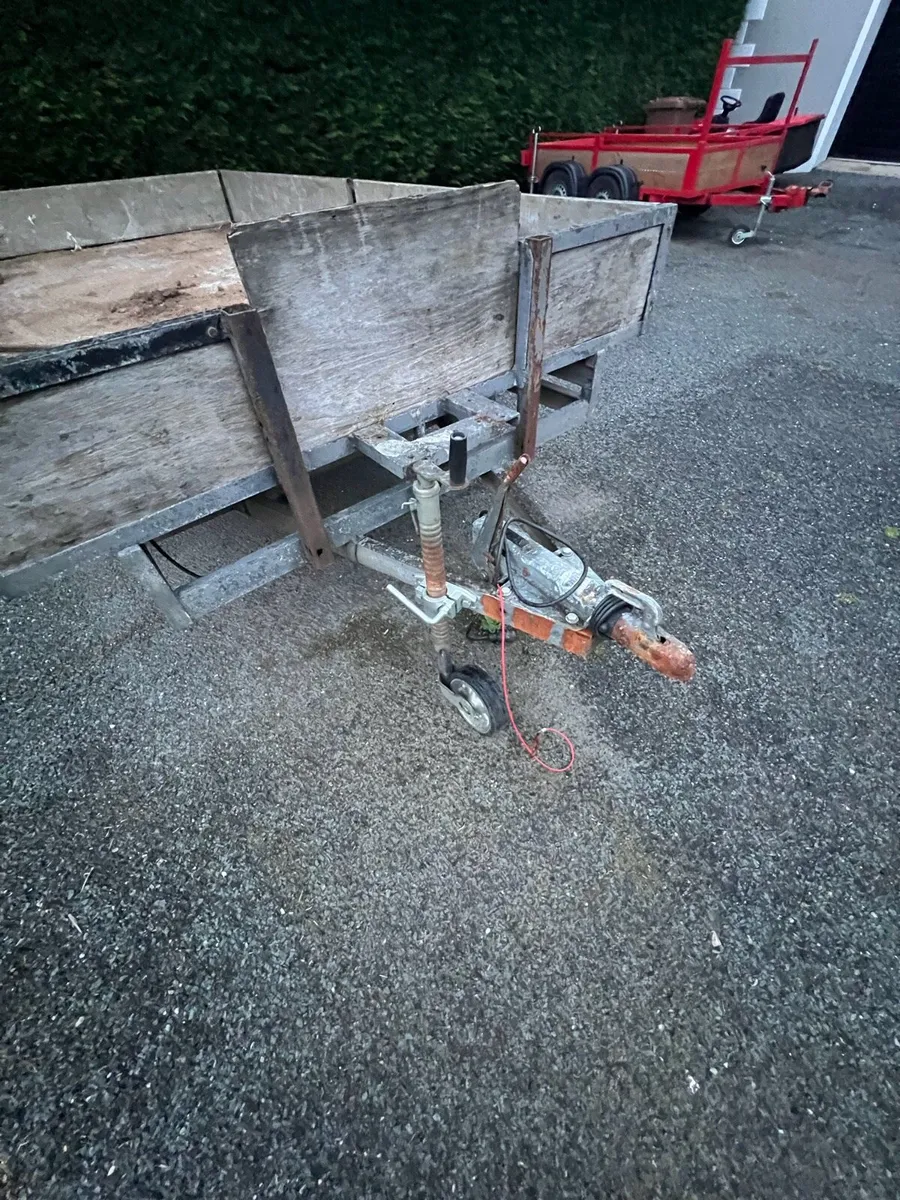 Trailers - Image 3