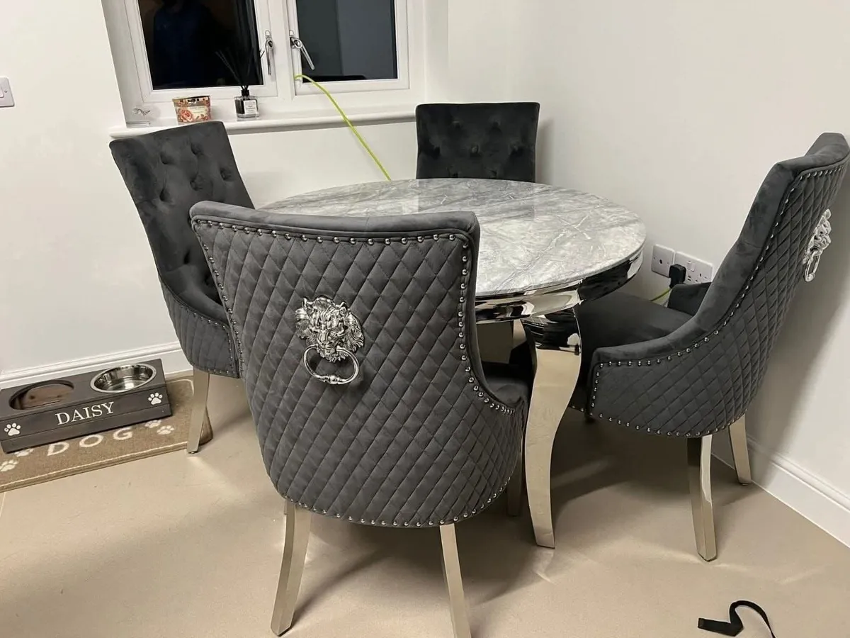 Marble Kitchen Dining Table With 6 Chairs - Image 4