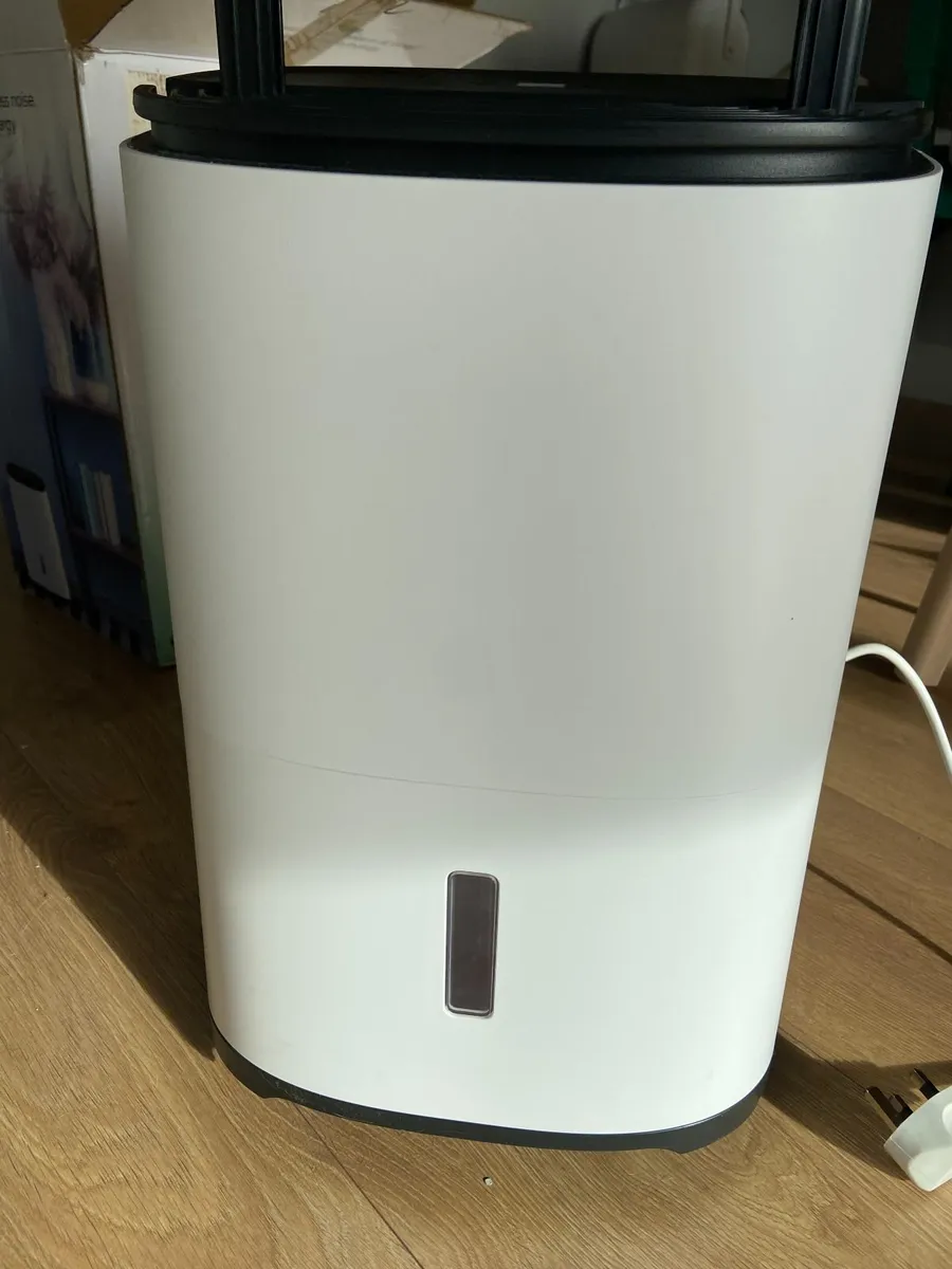 Meaco Arete One 12L Dehumidifier & Air Purifier - Image 2