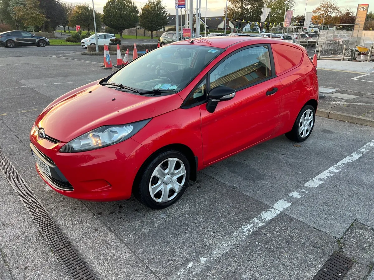 2012 ford fiesta commercial - Image 3