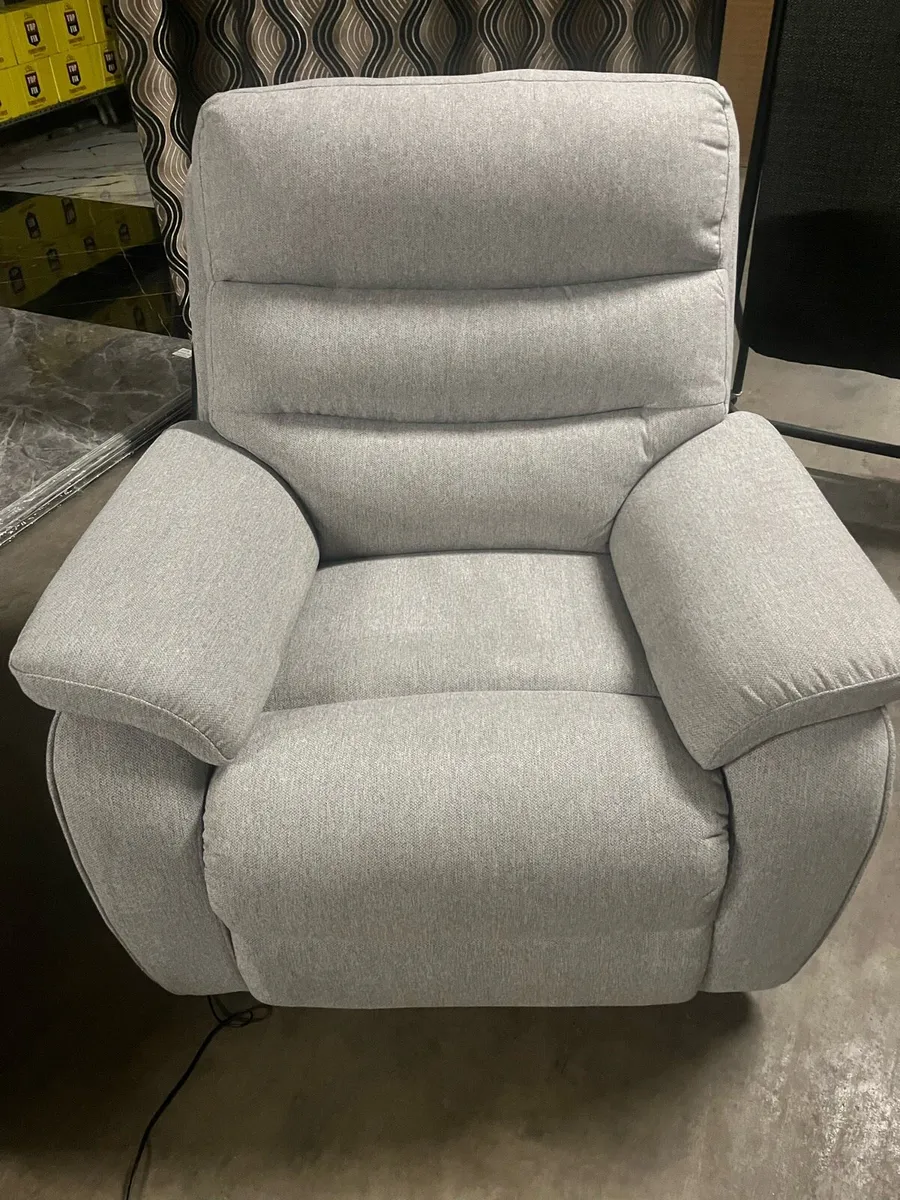 Power recliner 3/1 - Image 3