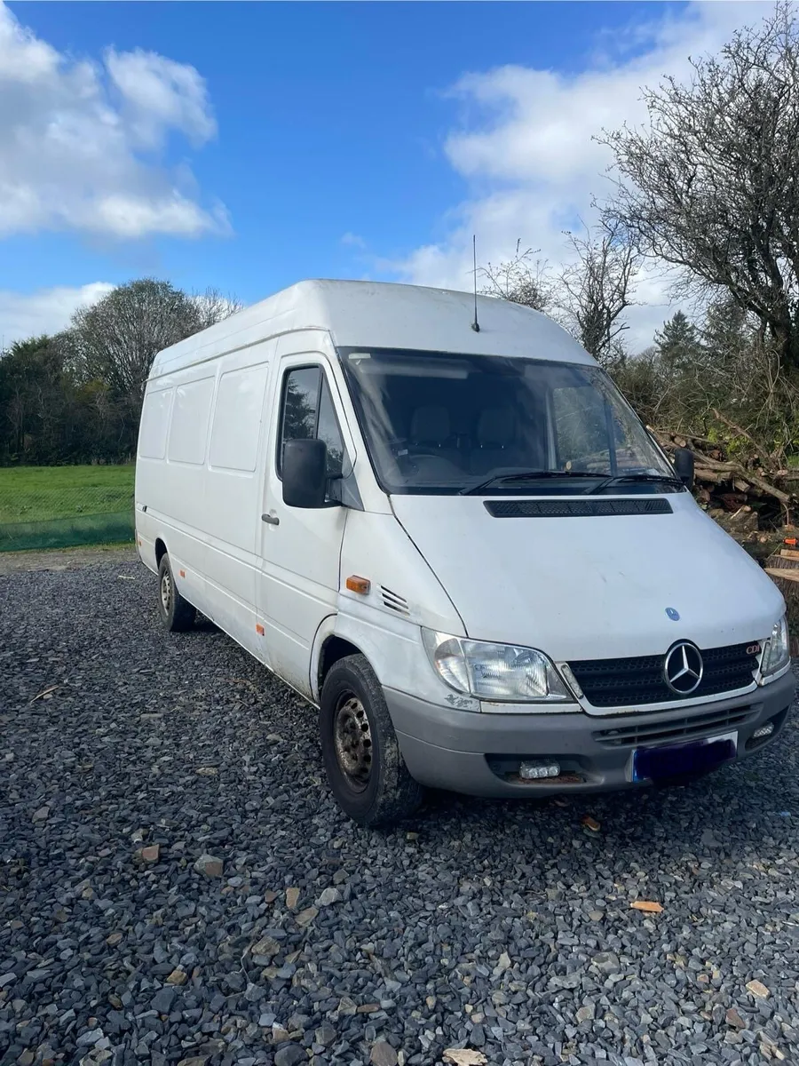 Mercedes sprinter - Image 1