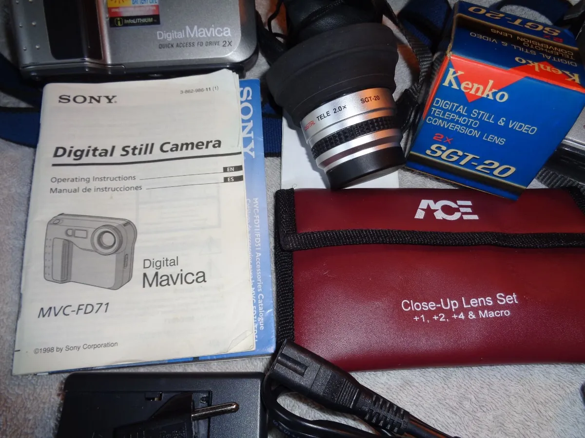 SONY MAVICA MVC-FD71  DIGITAL CAMERA.   Qty  2 - Image 2