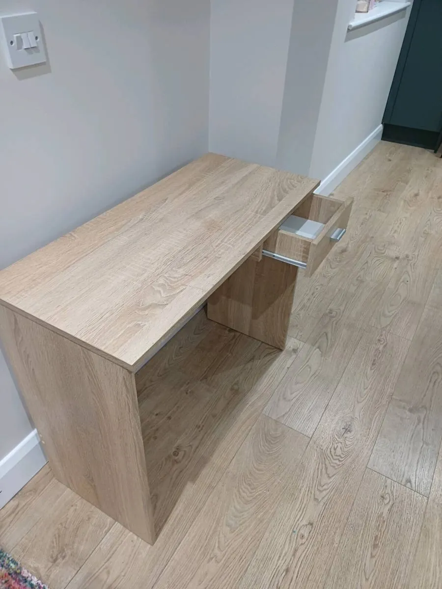 Kids Desk - Image 4