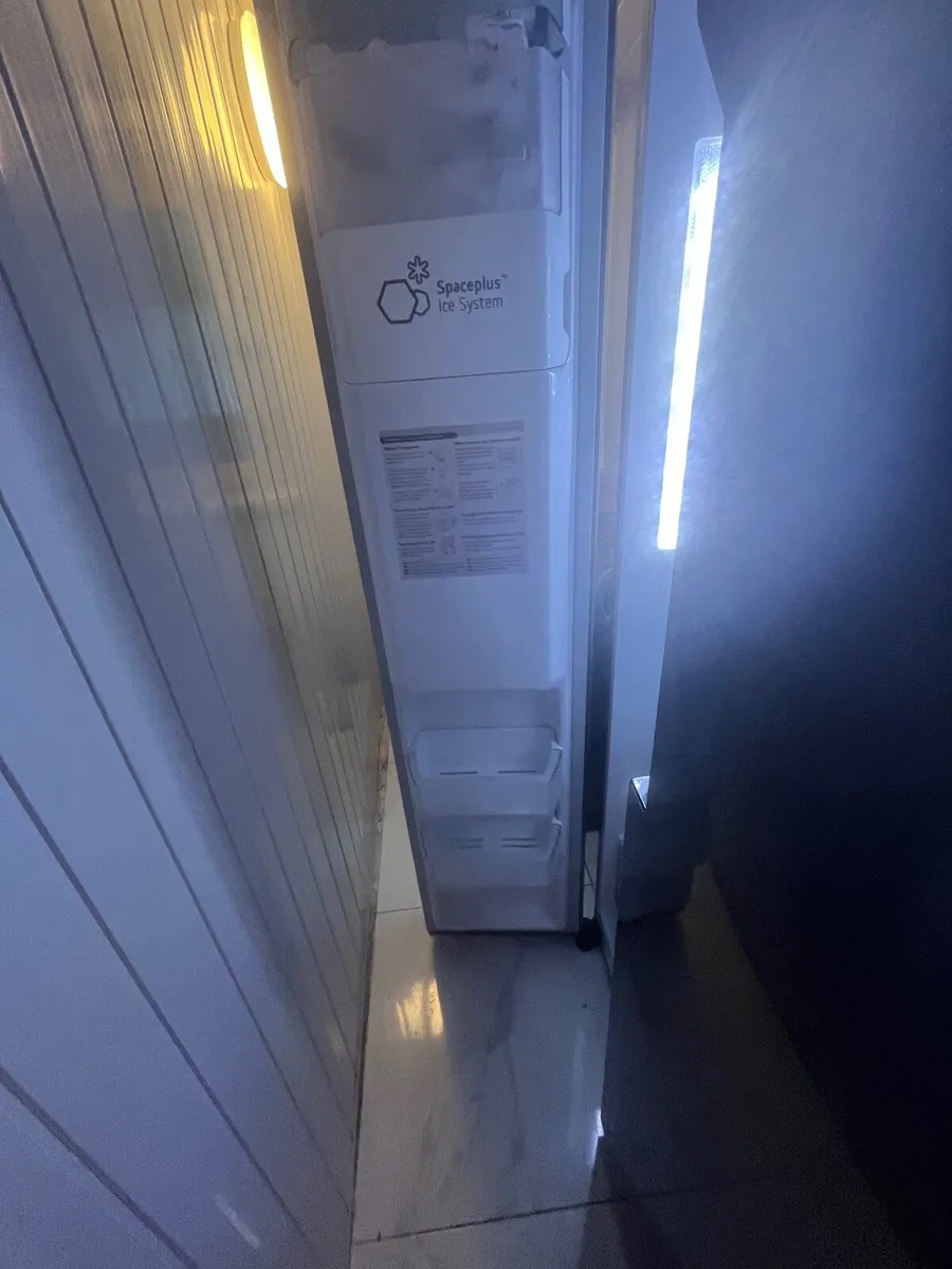 Fridge freezer - Image 3