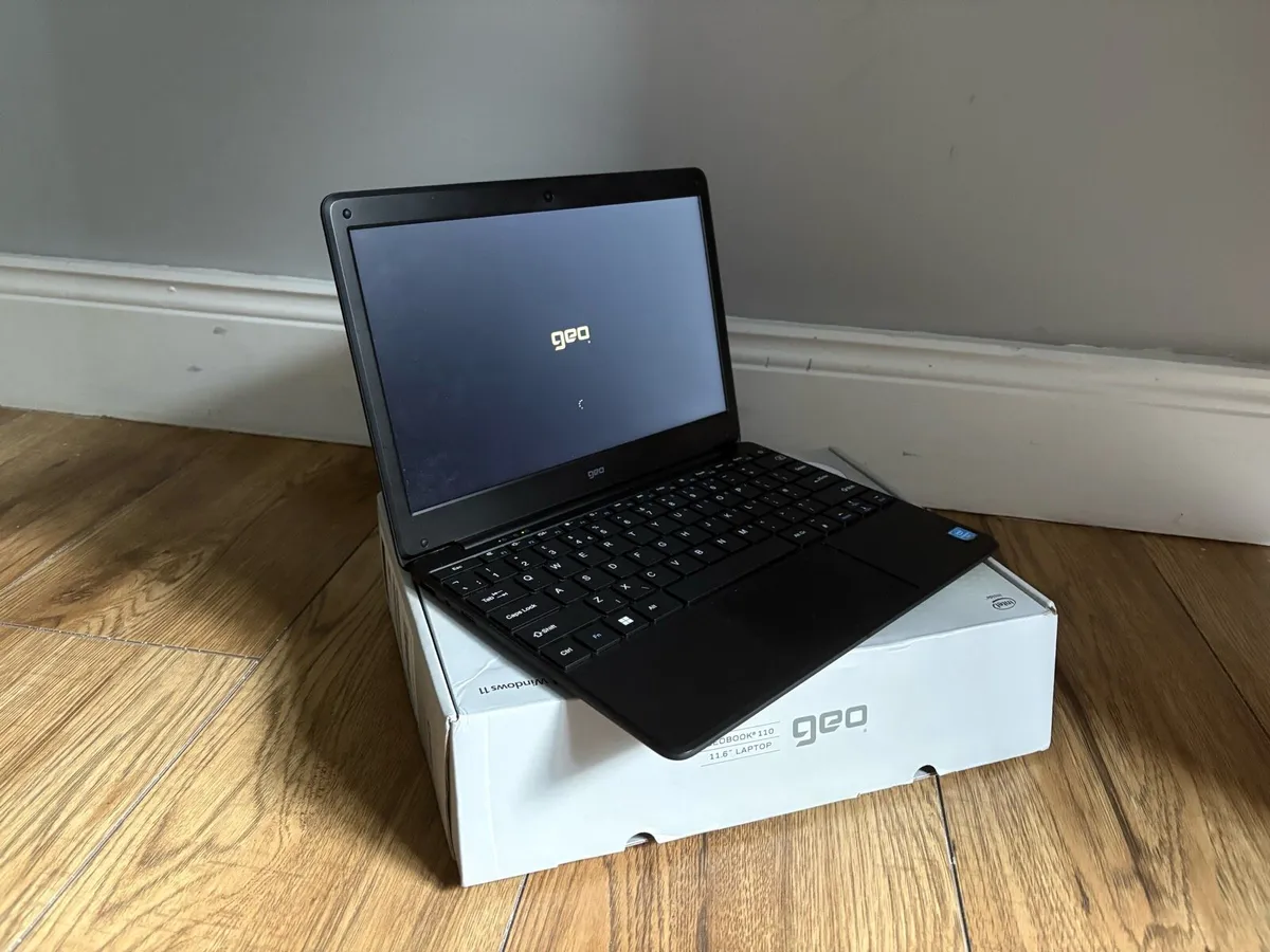 Geobook laptop - Image 1