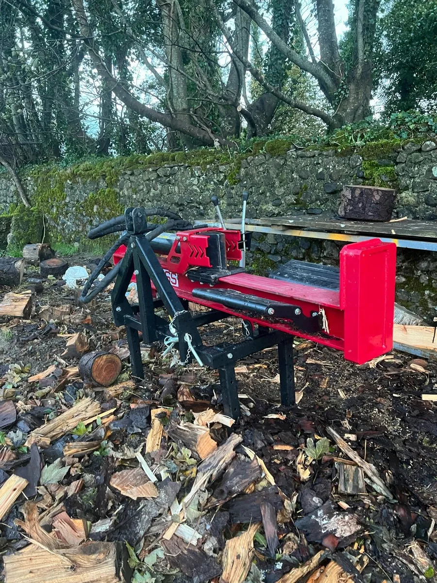 27 ton Log splitter no vat - Image 2