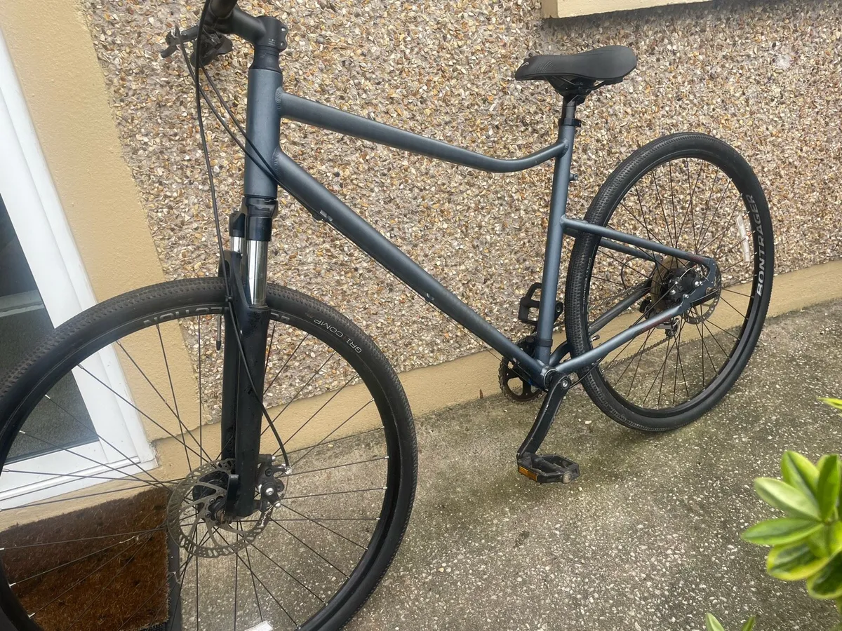 Riverside Hybrid Bike - Image 1