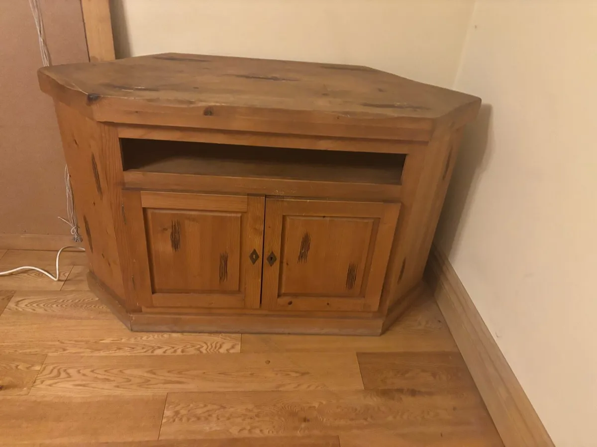 Corner TV unit and Mirror - Image 4