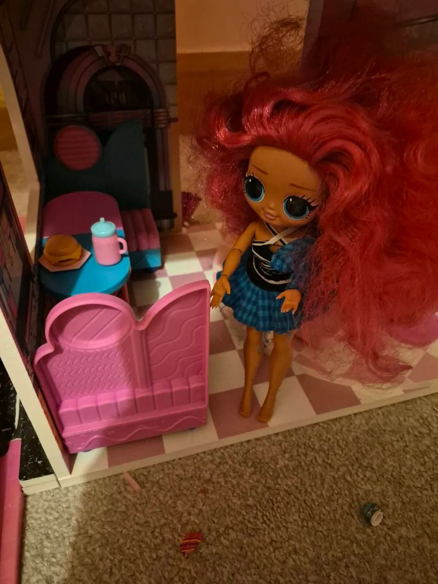 Lol dollhouse - Image 2