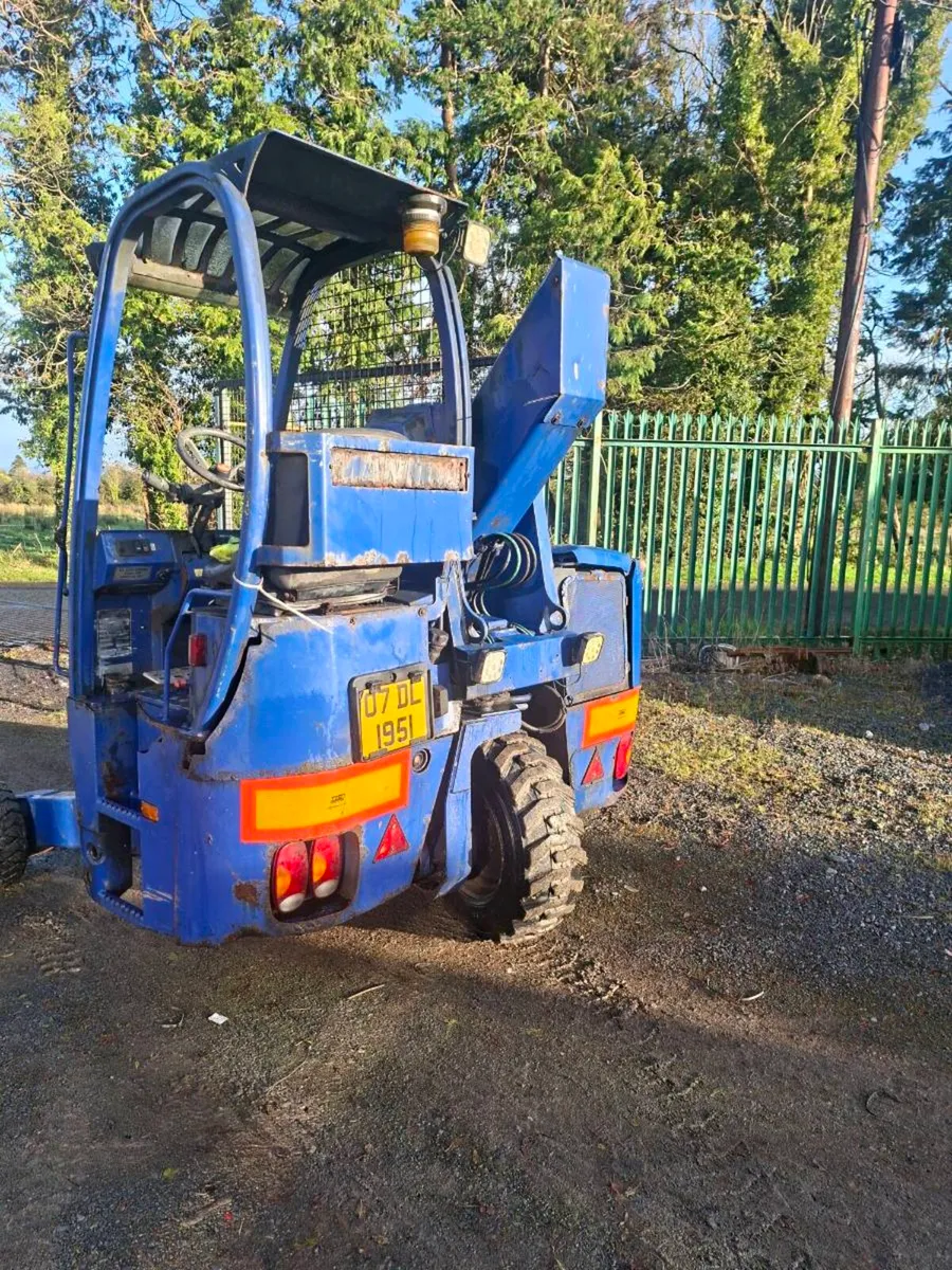 Manitou  forklift - Image 1