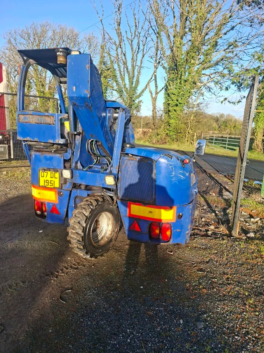 Manitou  forklift - Image 4