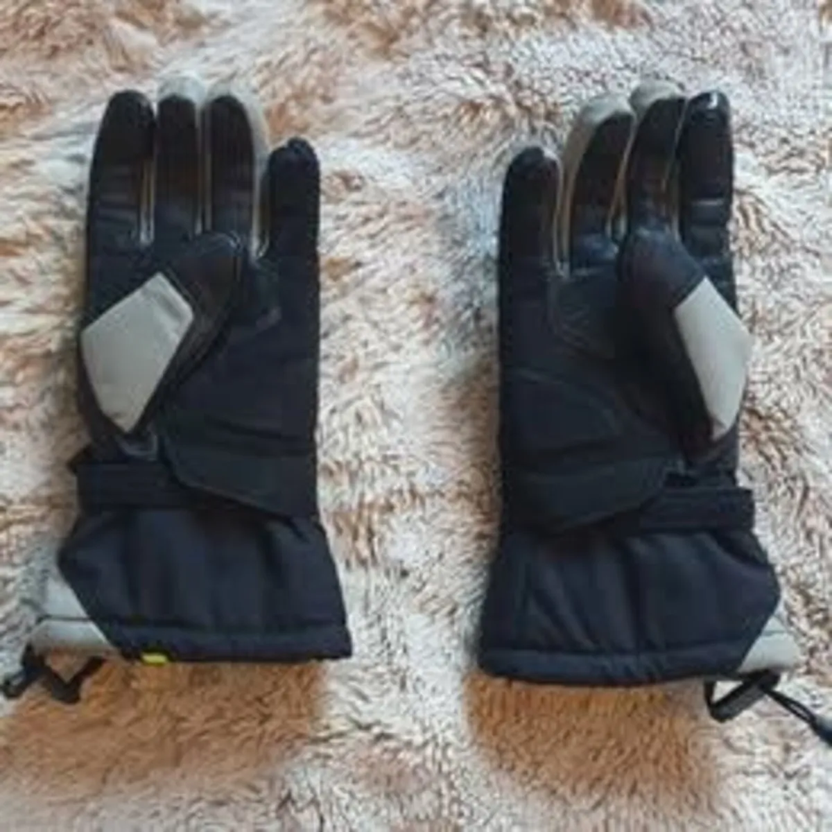 Men's Oxford Motorcycle Gloves. - Image 4