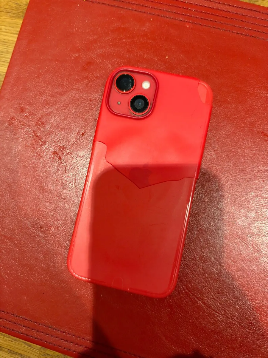 iPhone 14 - Image 2