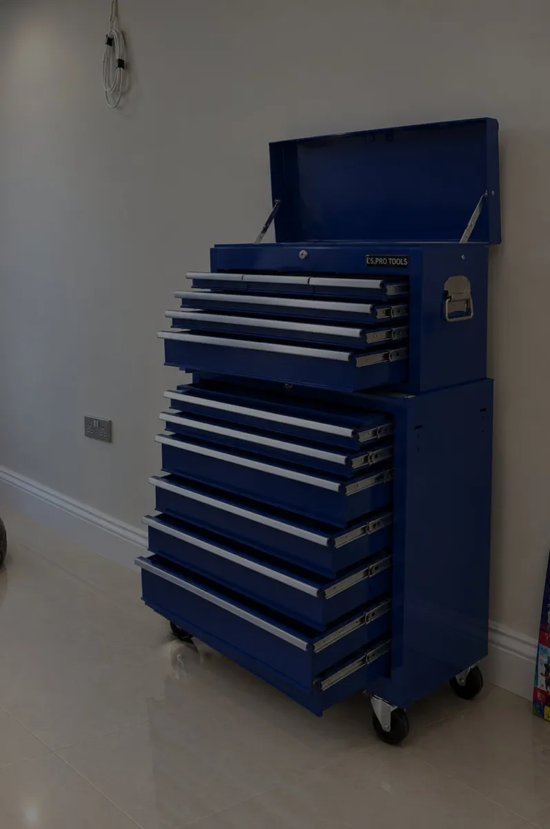 13 drawer Tool chest - Image 1