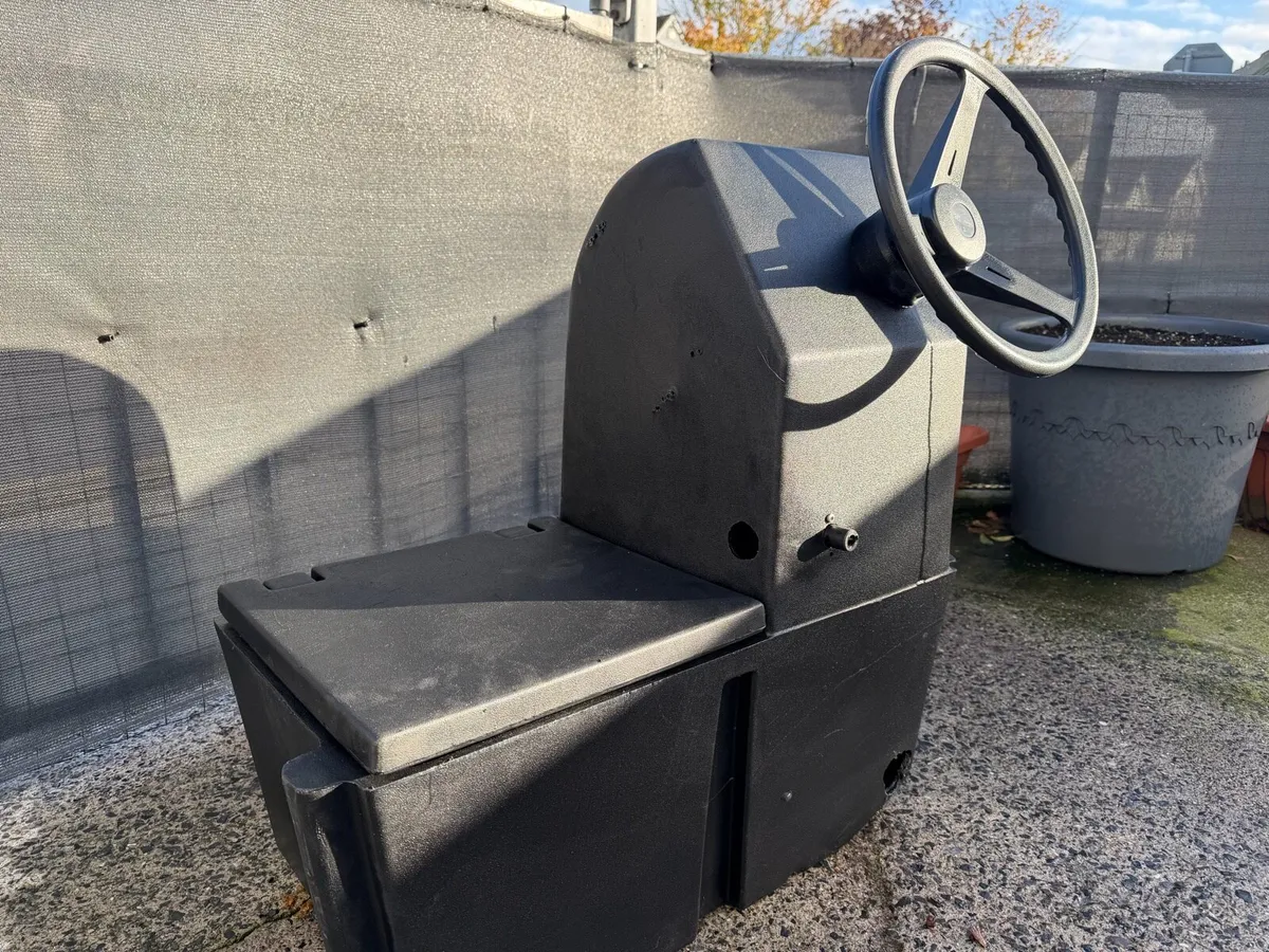Boat Centre Console - Image 2