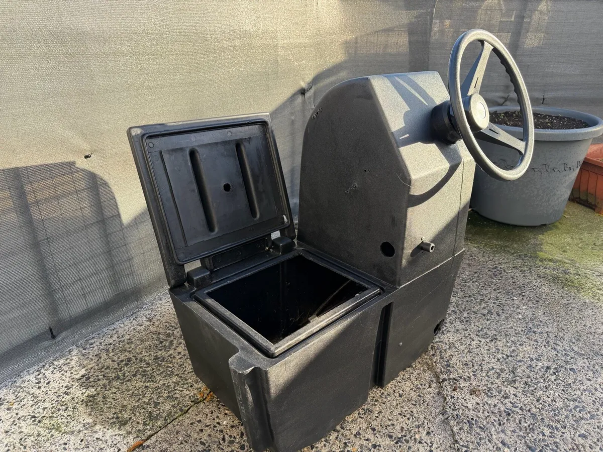 Boat Centre Console - Image 3