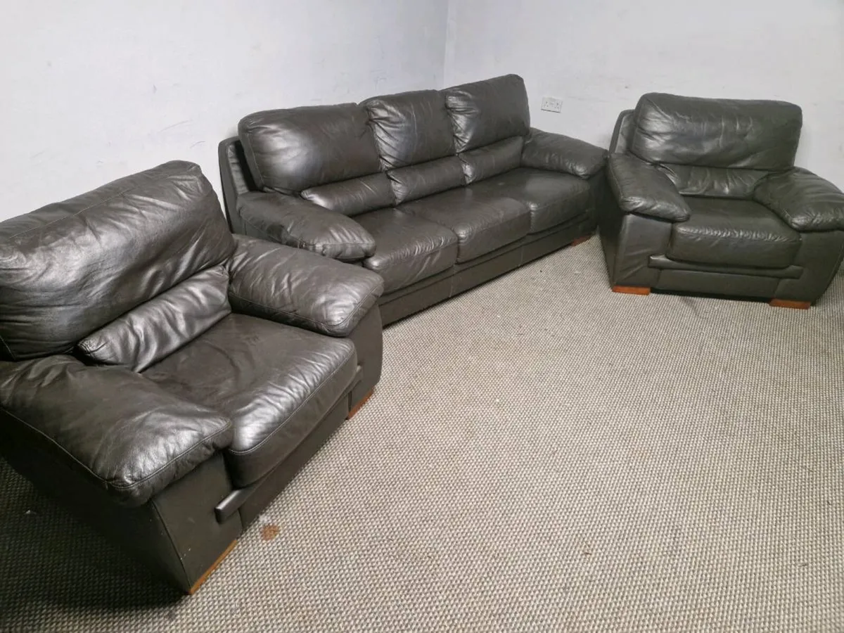 Sofas - Image 2