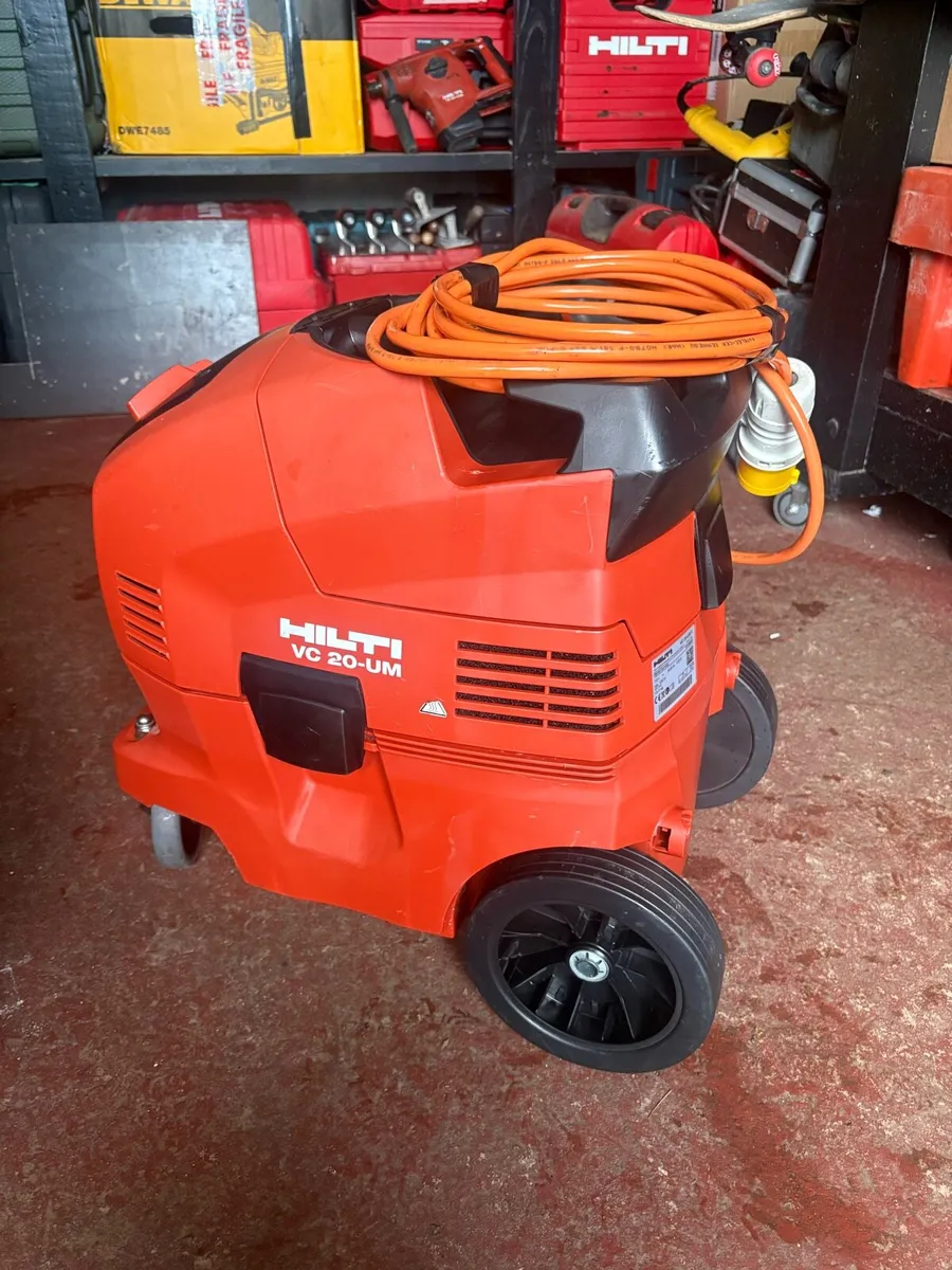 Hilti VC 20 UM Vacuum - Image 1