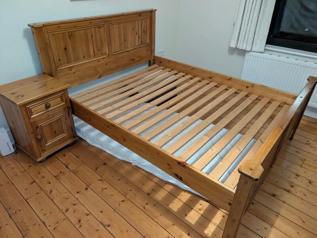 Solid Pine King Size Bedroom Set - Image 1