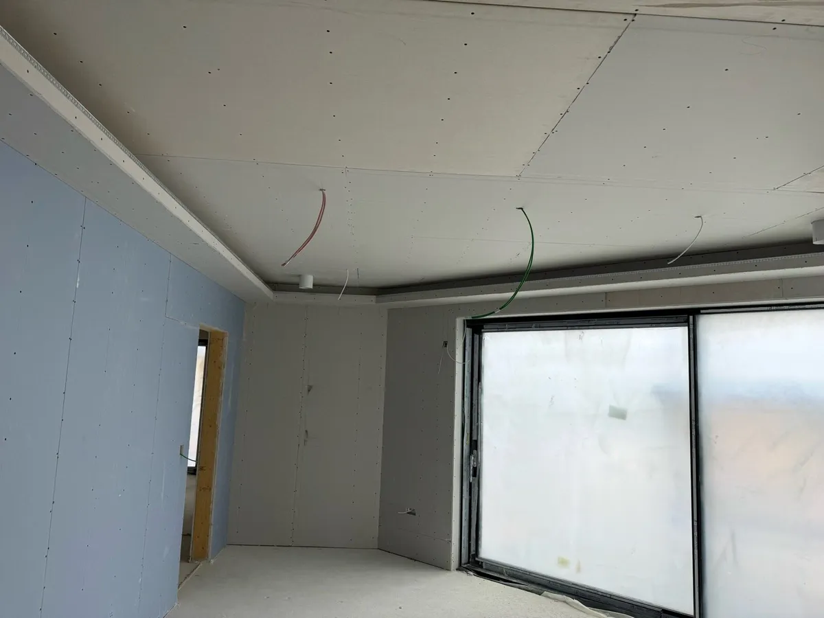 Drylining,ceilings,plasterboarding,airthithness - Image 1