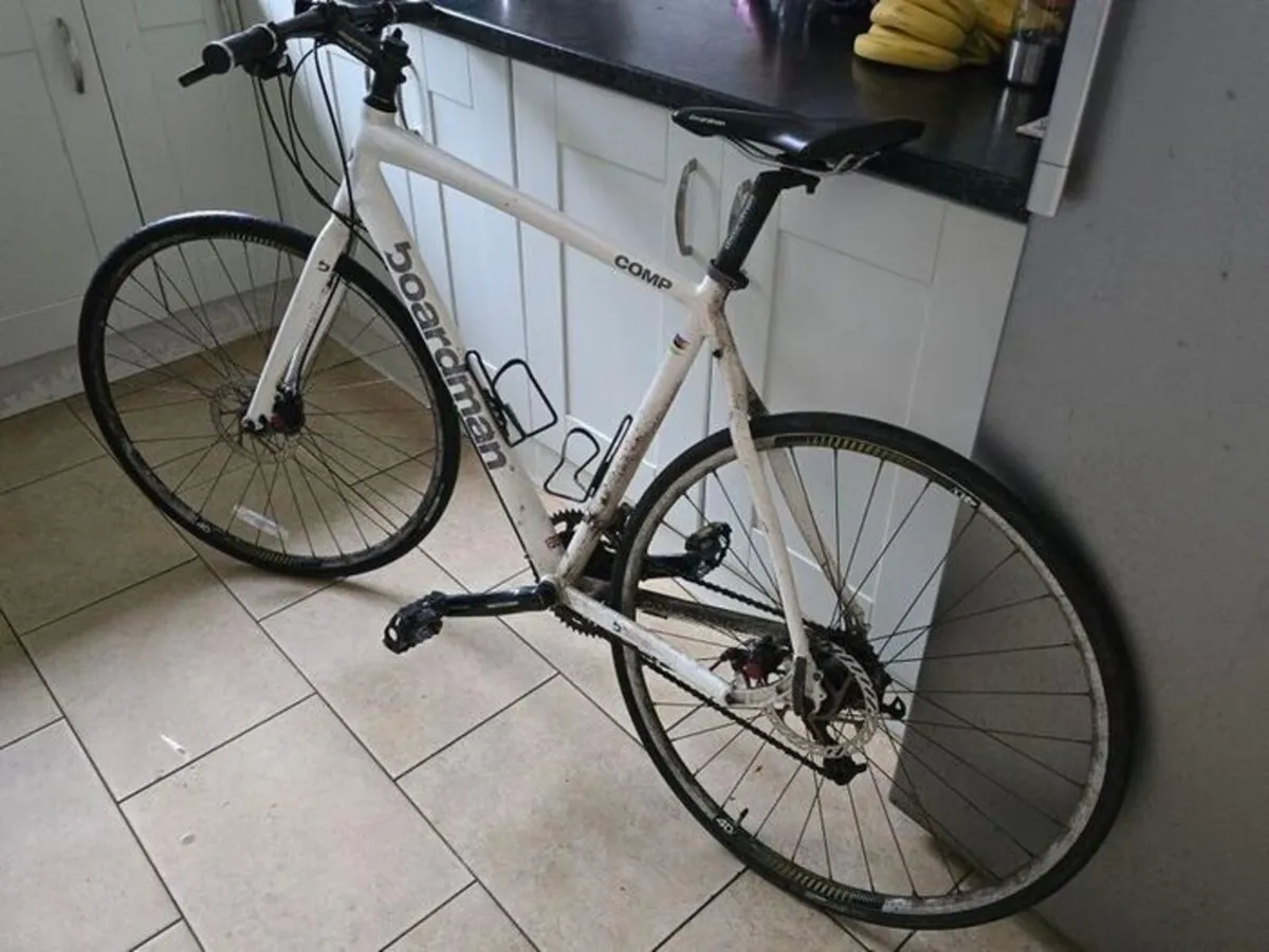 Boardman Comp bike with disc brakes - Image 1
