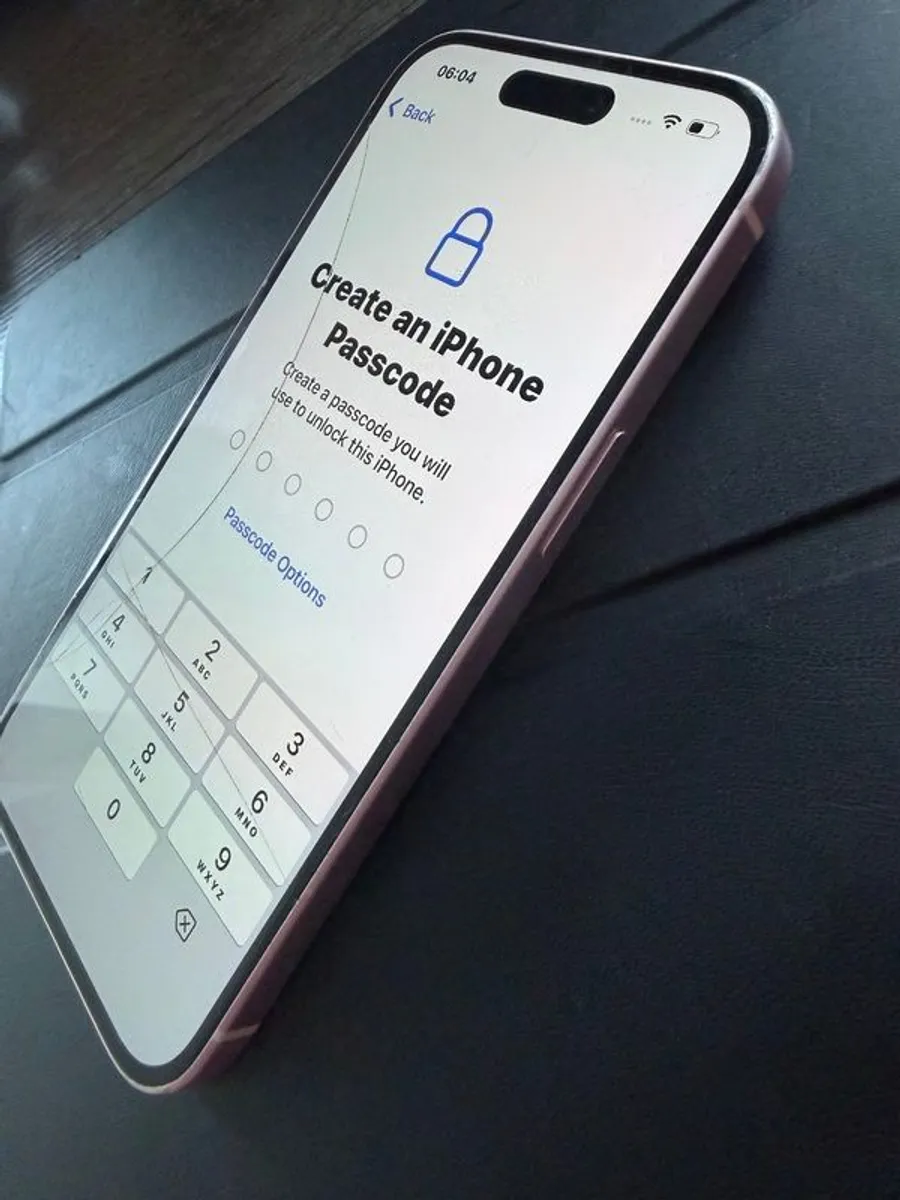 Pink iPhone 15 - Image 2