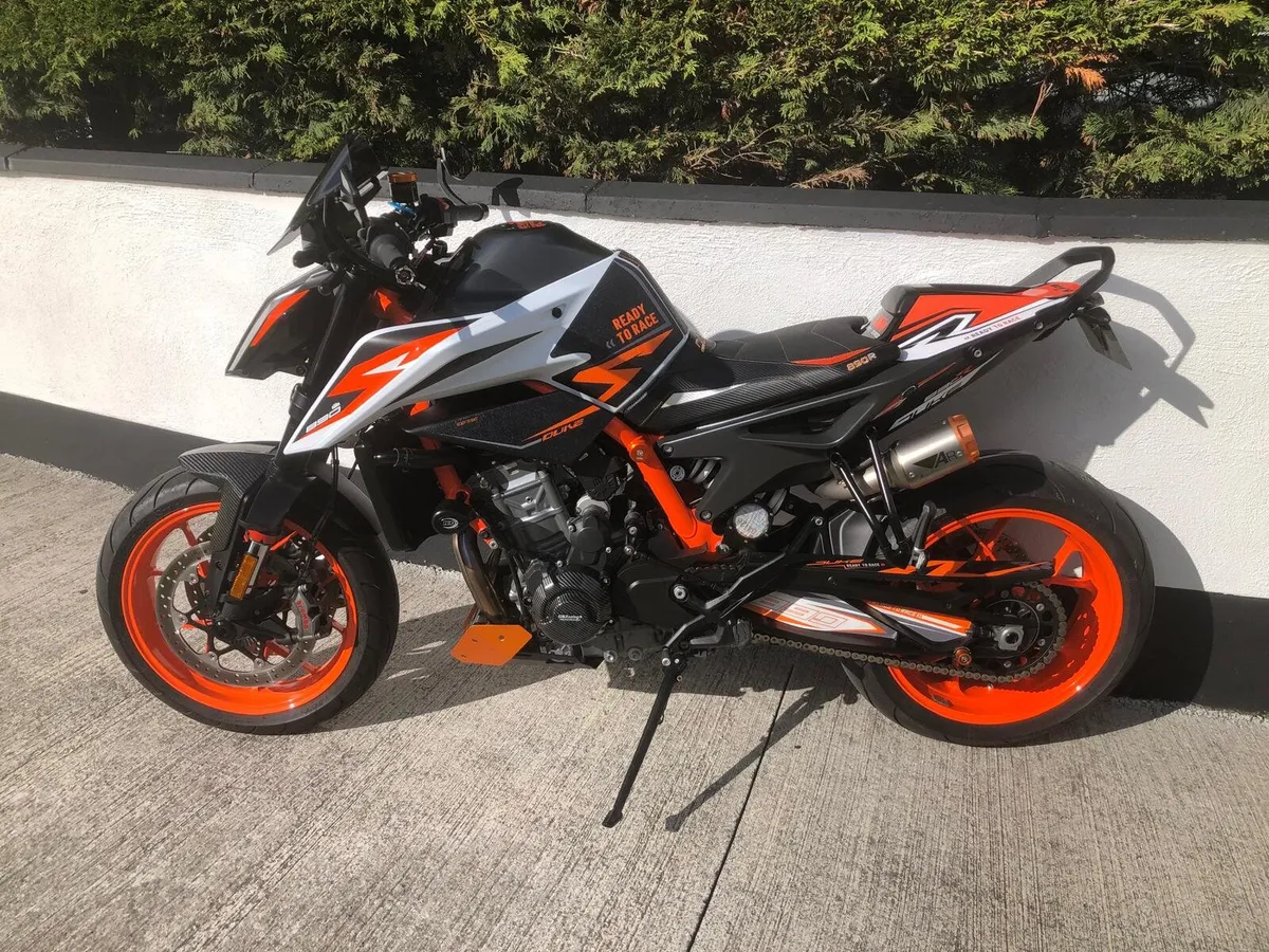 KTM SUPER DUKE 890R - Image 4