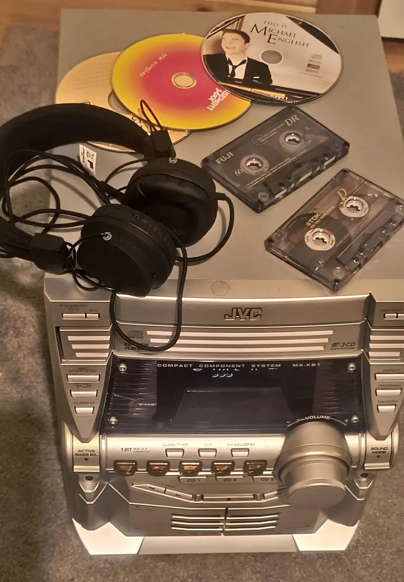 JVC Compact Component System 3-CD Fm - Image 3