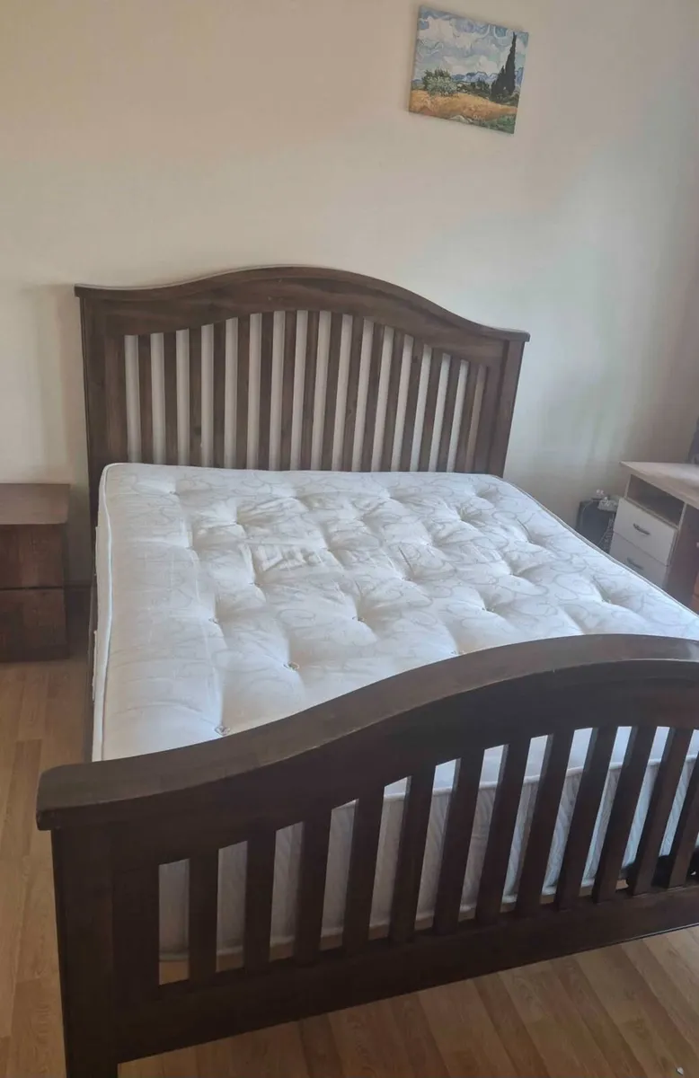 Solid oak king size bed
