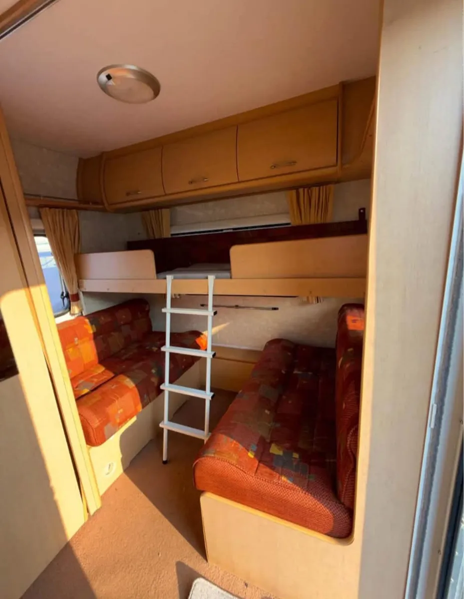 Abby 5 Bert caravan - Image 3