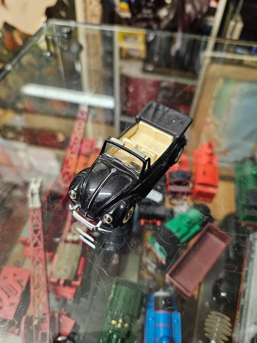 Corgi Solido VW Beetle - Image 1