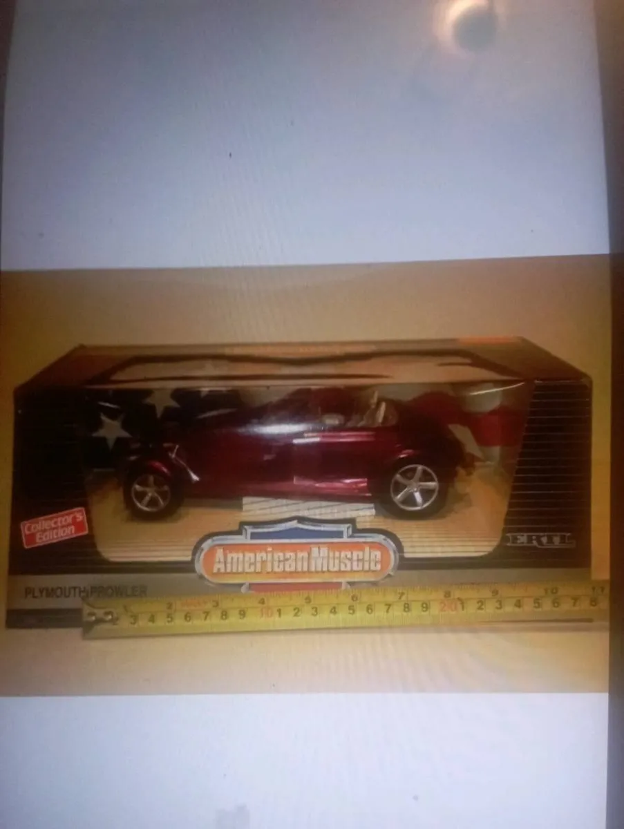 ERETL AMERICAN MUSCLE  PLAYMOUTH PROWLER  CAR. - Image 2