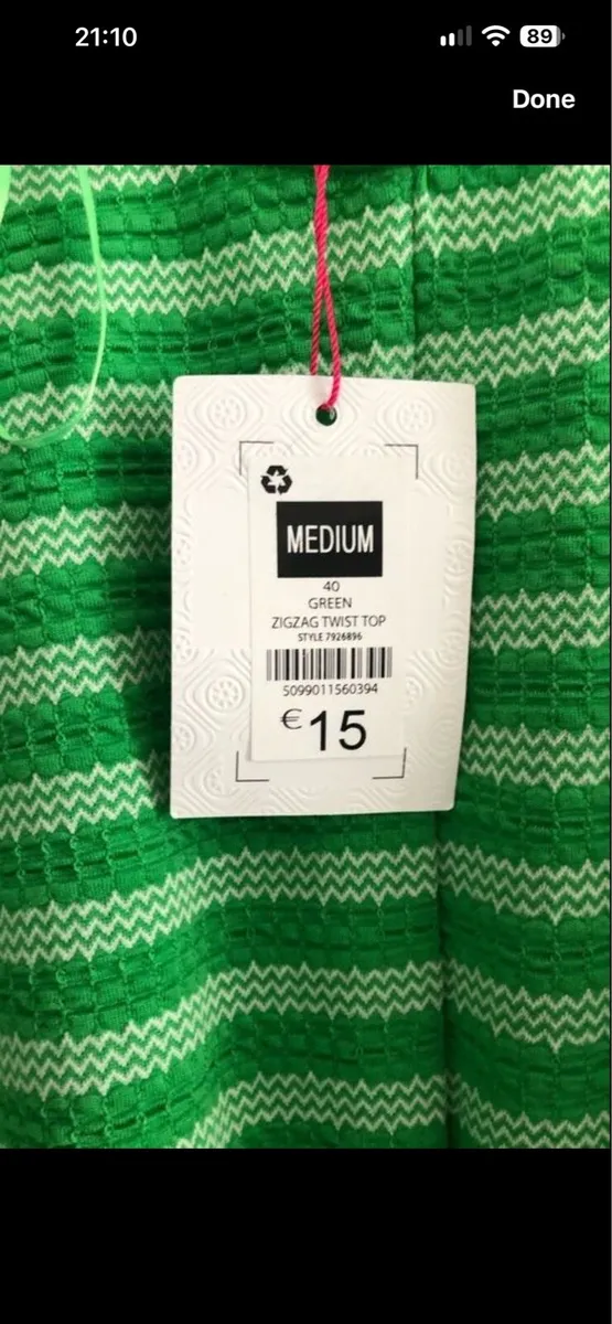 Ladies BNWT top size M €8 - Image 3