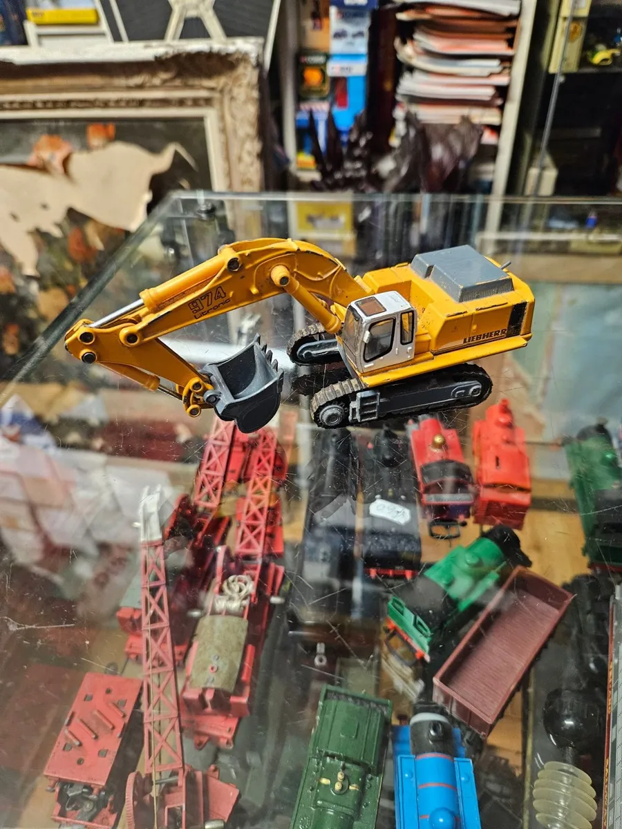 Corgi Siku Liebherr Excavator - Image 1