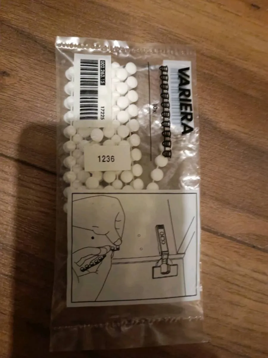 IKEA Shelf dots - Image 2