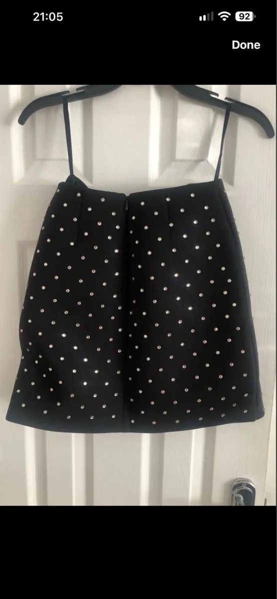 Ladies French connection skirt size 4 €15 - Image 2