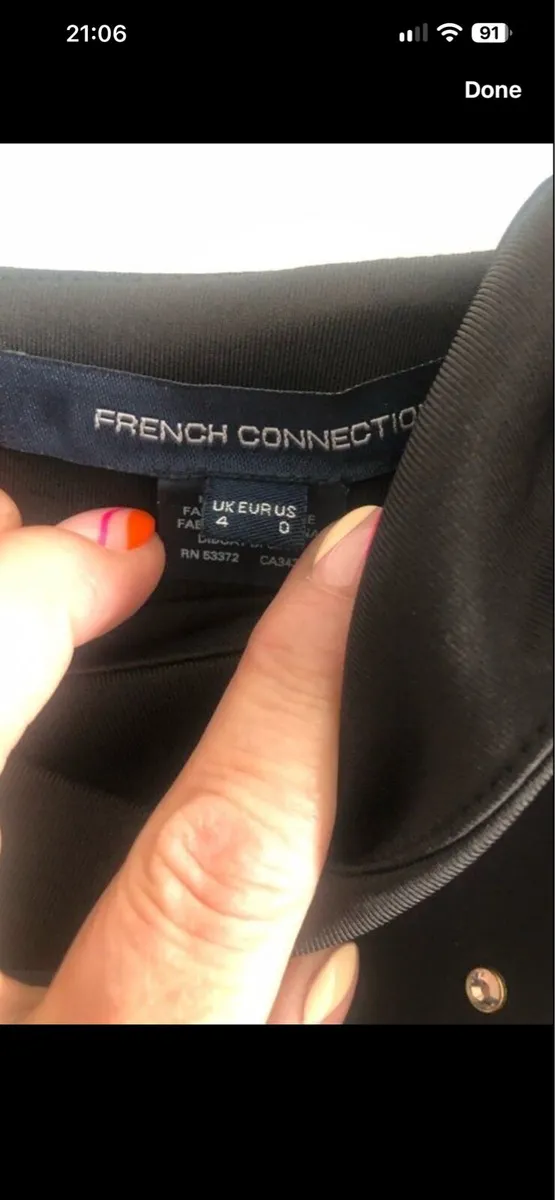 Ladies French connection skirt size 4 €15 - Image 4